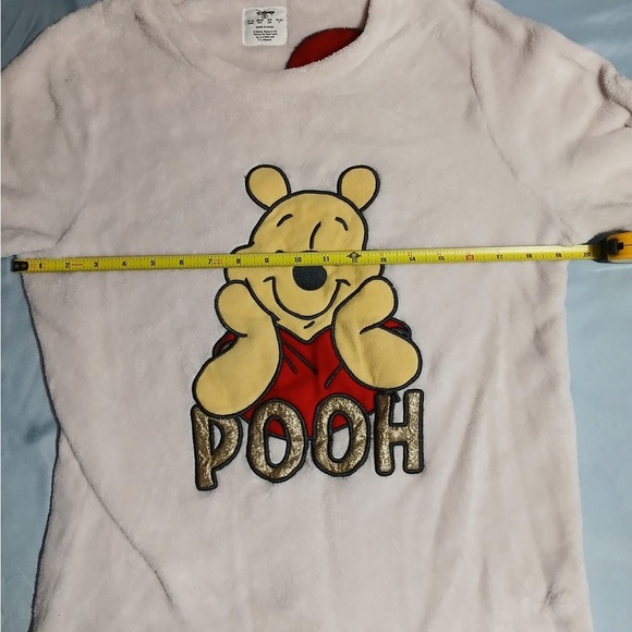 Disney White and Red Winnie the Pooh Sweater - Picture 9 of 10